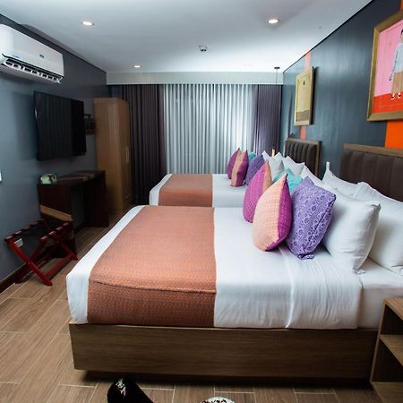 Hotel Unwnd Flats Makati City Exteriér fotografie